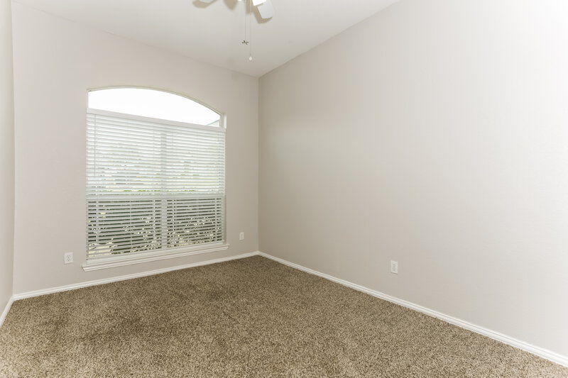 2,215/Mo, 6428 Canyon Lake Dr Dallas, TX 75249 Bedroom View