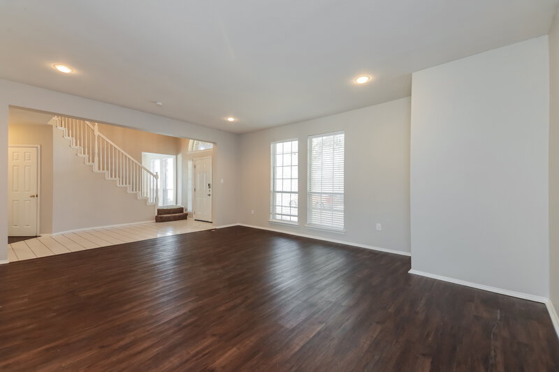 2,445/Mo, 7418 Euclid Dr Rowlett, TX 75089 Living Room View