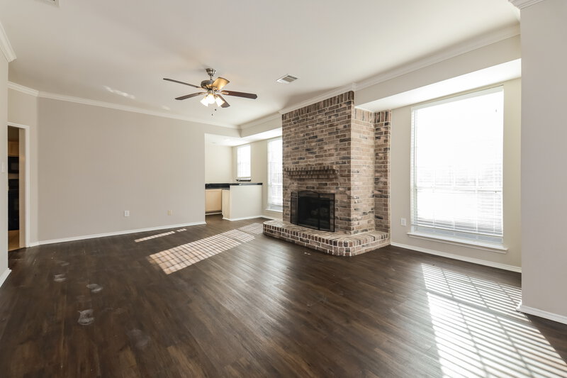 2,445/Mo, 7418 Euclid Dr Rowlett, TX 75089 Family Room View