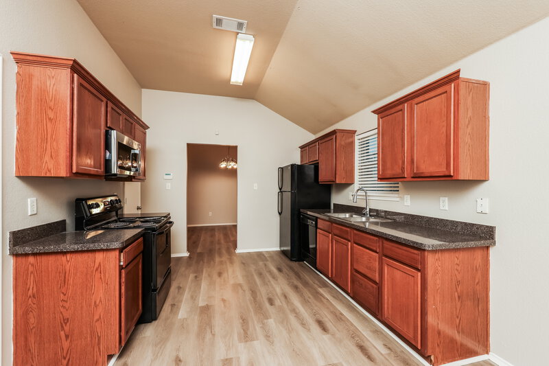 1,645/Mo, 13532 Baldcypress Dr Dallas, TX 75253 Kitchen View