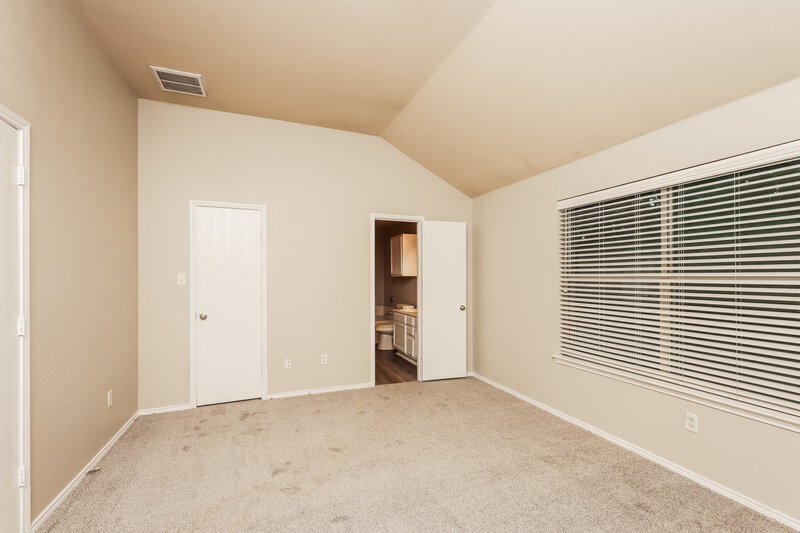 1,645/Mo, 13532 Baldcypress Dr Dallas, TX 75253 Main Bedroom View 2