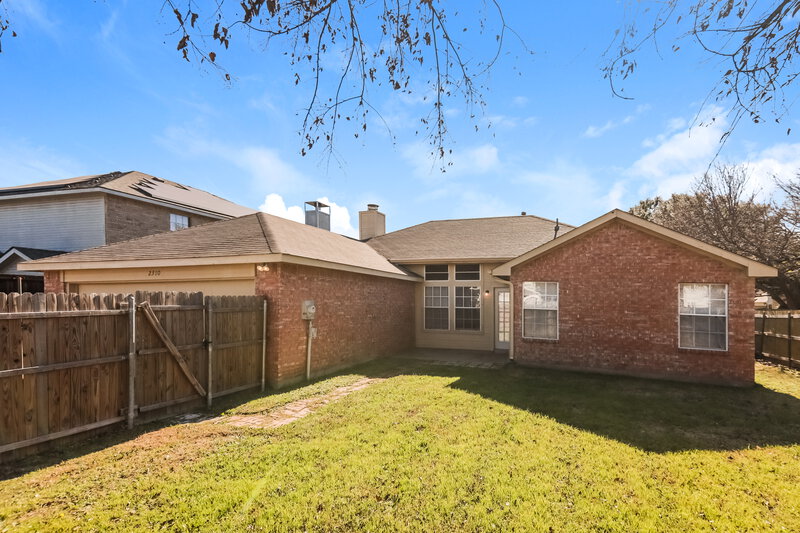 1,930/Mo, 2310 Summit Dr McKinney, TX 75071 Rear View