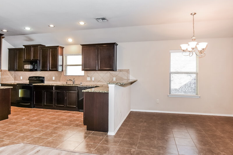 2,230/Mo, 2721 Leslie Ln Anna, TX 75409 Kitchen View 3