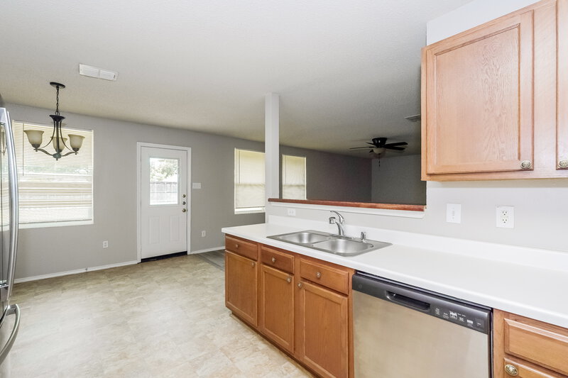 2,145/Mo, 816 Bessemer Dr Wylie, TX 75098 Kitchen View 2