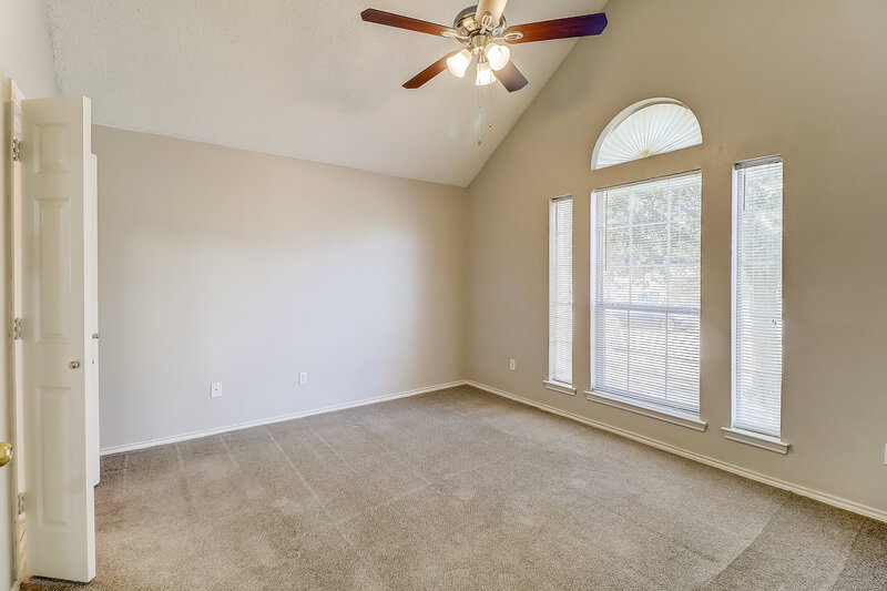 2,320/Mo, 3804 Sycamore Ln Rockwall, TX 75032 Main Bedroom View