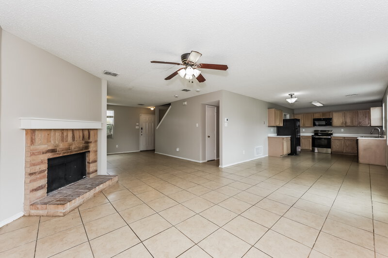 1,985/Mo, 521 Merton Ct Crowley, TX 76036 Living Room View