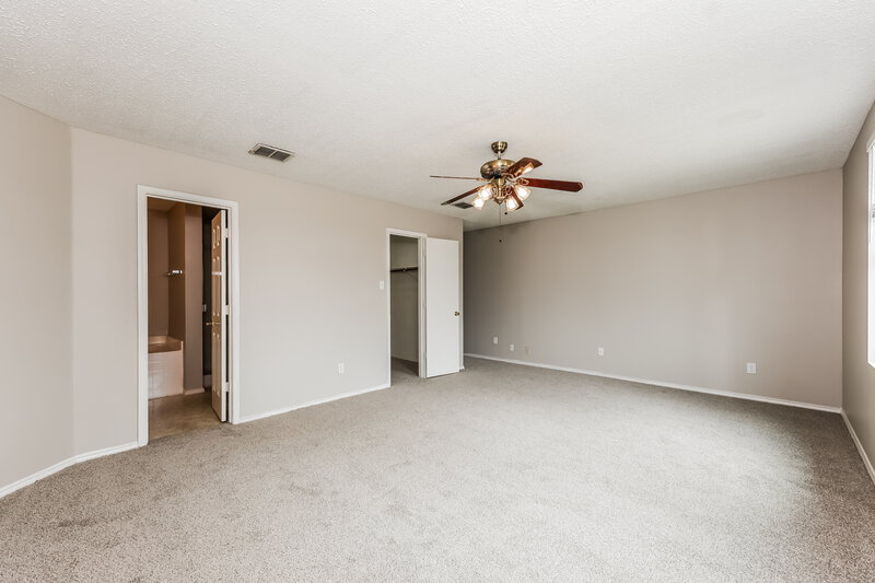 1,985/Mo, 521 Merton Ct Crowley, TX 76036 Main Bedroom View 3