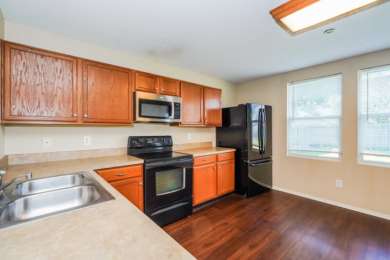 2,180/Mo, 3520 Clydesdale Dr Denton, TX 76210 Kitchen View