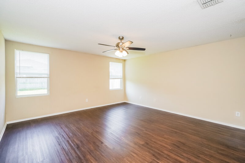 2,180/Mo, 3520 Clydesdale Dr Denton, TX 76210 Main Bedroom View