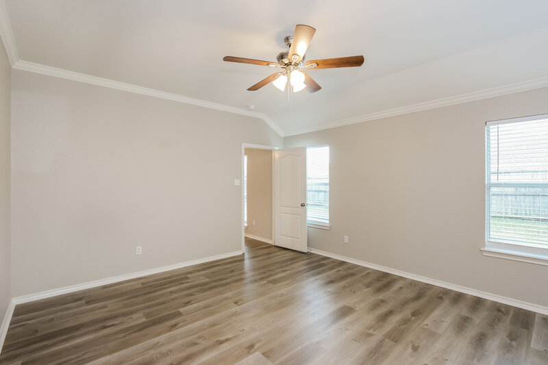 2,100/Mo, 118 Richard Ln Red Oak, TX 75154 Main Bedroom View 2