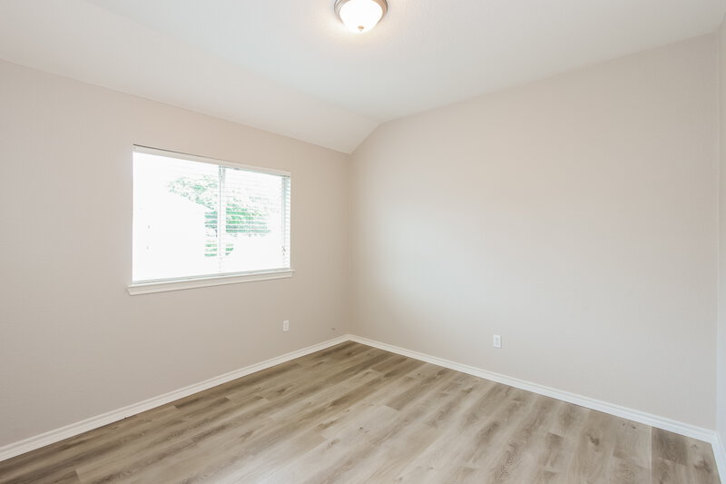 2,100/Mo, 118 Richard Ln Red Oak, TX 75154 Bedroom View