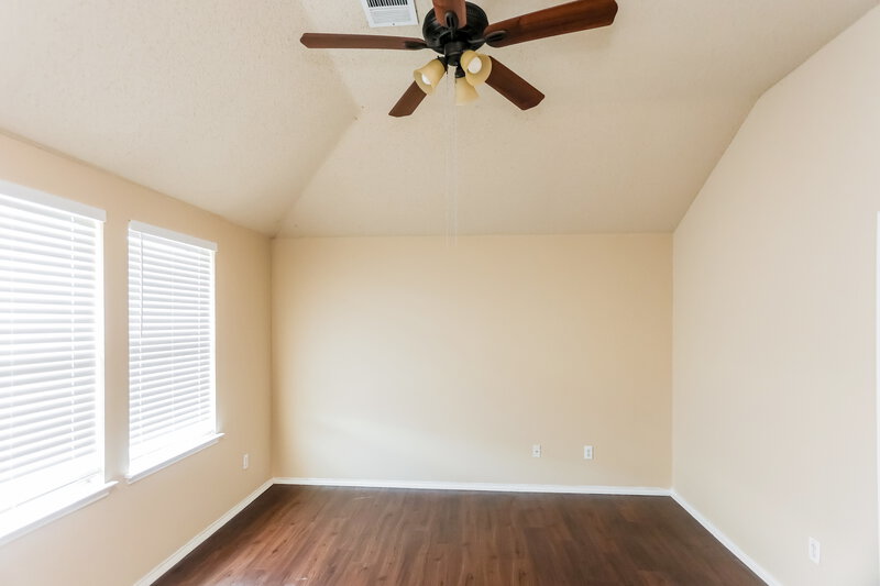 2,640/Mo, 2409 Spoonbill Ct Mesquite, TX 75181 Main Bedroom View