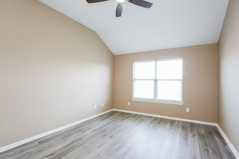 2,085/Mo, 630 Canvas Ct Lancaster, TX 75146 Master Bedroom View 2