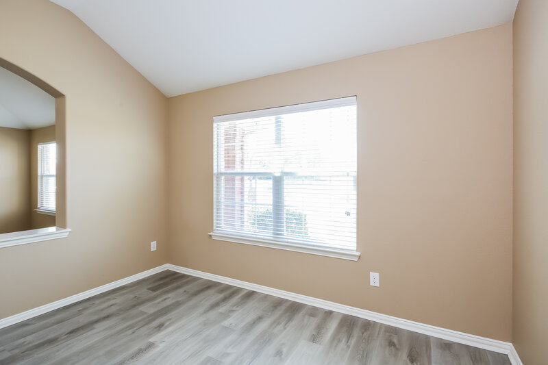 2,085/Mo, 630 Canvas Ct Lancaster, TX 75146 Bedroom View 3