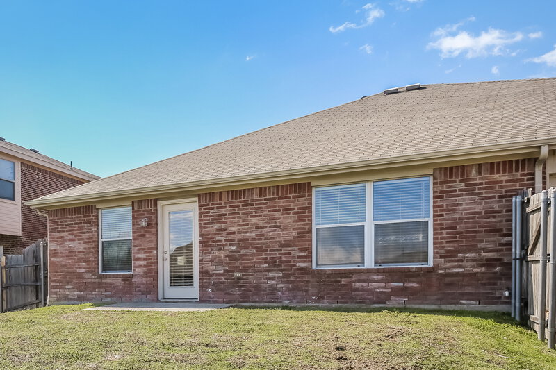2,085/Mo, 630 Canvas Ct Lancaster, TX 75146 Rear View