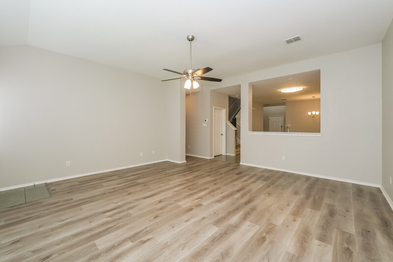 2,665/Mo, 8508 Prairie Wind Trl Fort Worth, TX 76134 Living Room View 3