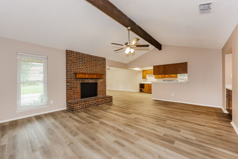 2,485/Mo, 722 Danvers Ln Mansfield, TX 76063 Living Room View