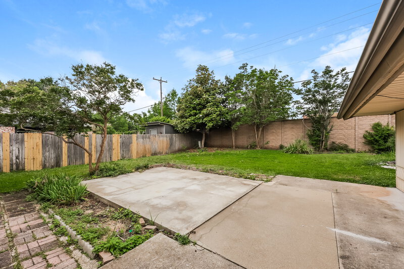 2,485/Mo, 722 Danvers Ln Mansfield, TX 76063 Backyard View