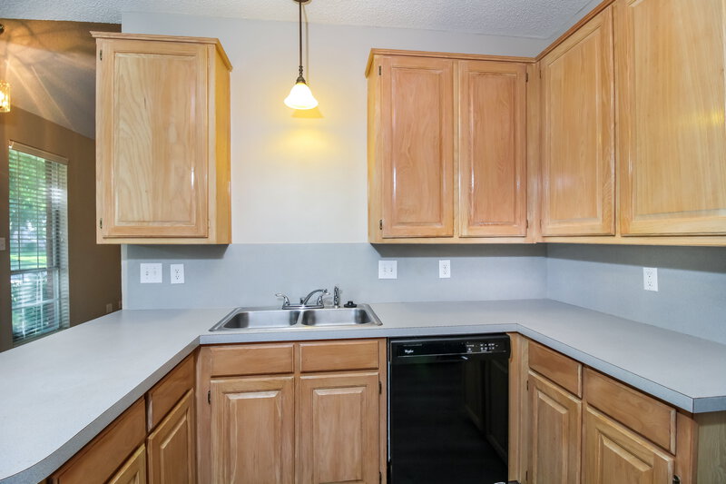 2,435/Mo, 1719 Circle Creek Dr Lewisville, TX 75067 Kitchen View 2