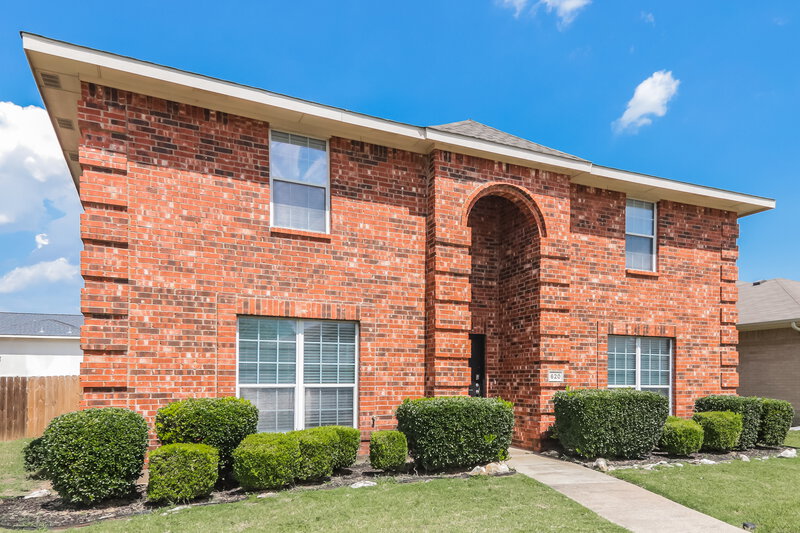 2,795/Mo, 620 Duke Dr Desoto, TX 75115 Front View