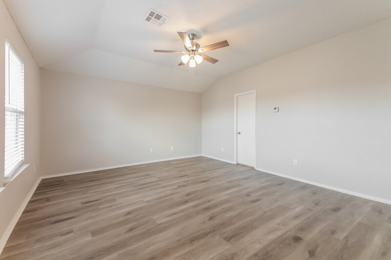 2,795/Mo, 620 Duke Dr Desoto, TX 75115 Main Bedroom View