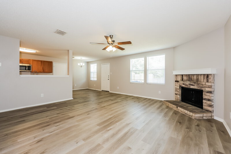 2,685/Mo, 1003 April Showers Ln Lancaster, TX 75134 Living Room View