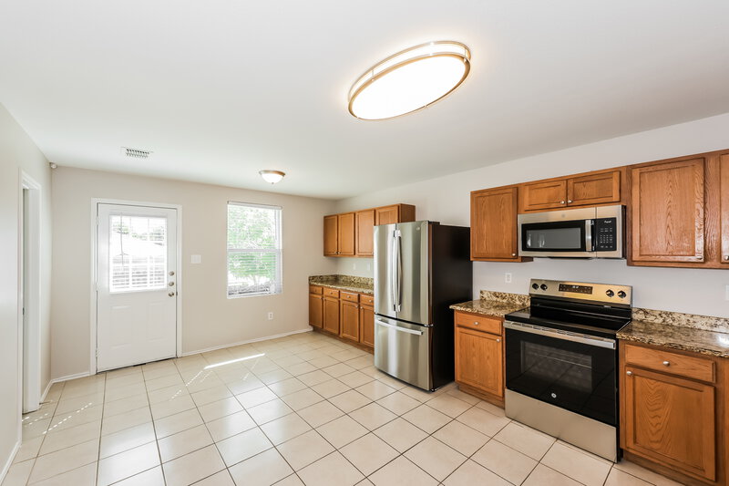 2,605/Mo, 8429 Cotton Valley Ln Arlington, TX 76002 Kitchen View