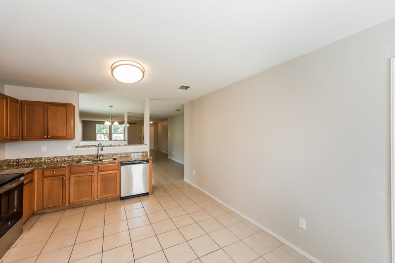 2,605/Mo, 8429 Cotton Valley Ln Arlington, TX 76002 Kitchen View 3