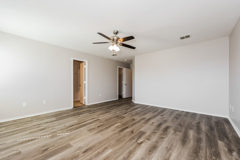 2,605/Mo, 8429 Cotton Valley Ln Arlington, TX 76002 Main Bedroom View 2