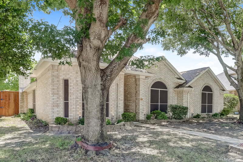 2,705/Mo, 602 Copeland Dr Cedar Hill, TX 75104 Front View