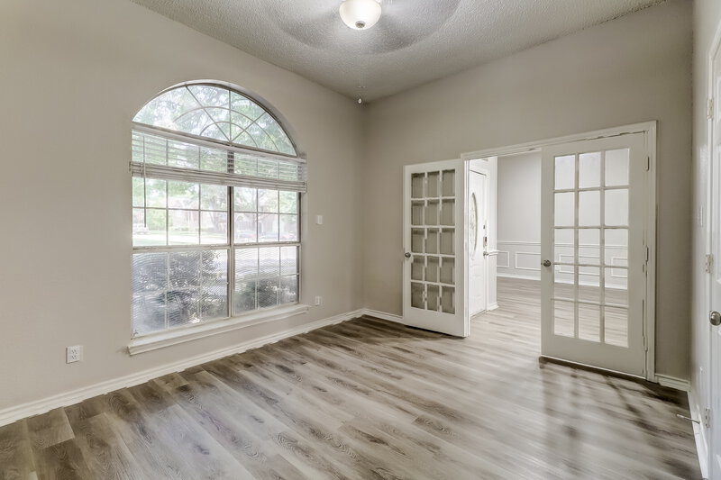 2,705/Mo, 602 Copeland Dr Cedar Hill, TX 75104 Office View