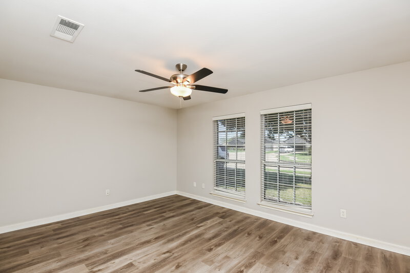 2,225/Mo, 417 Oxford St Burleson, TX 76028 Main Bedroom View 2