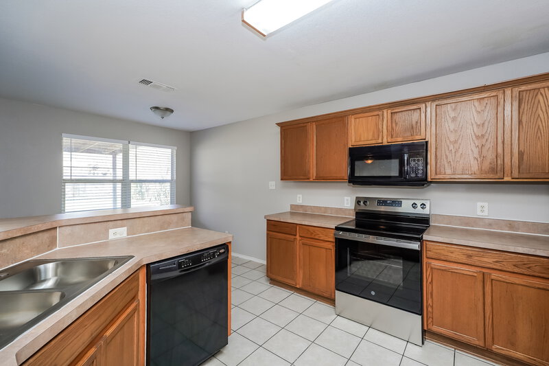 2,330/Mo, 239 Centennial Pl Crowley, TX 76036 Kitchen View