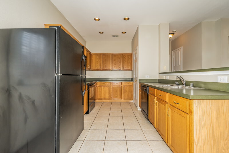 2,380/Mo, 7800 Hidden Path Ln Denton, TX 76210 Kitchen View
