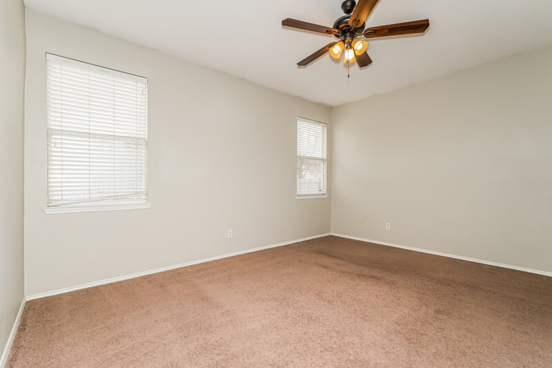 2,380/Mo, 7800 Hidden Path Ln Denton, TX 76210 Main Bedroom View 2