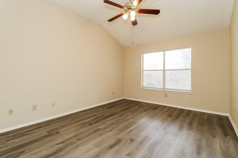 2,660/Mo, 4001 Periwinkle Dr Fort Worth, TX 76137 Main Bedroom View 2