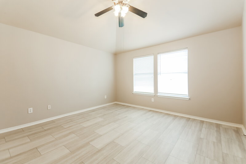 1,695/Mo, 822 Sycamore St Anna, TX 75409 Main Bedroom View