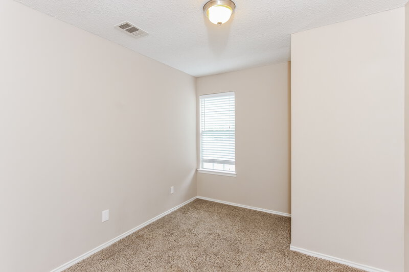 2,250/Mo, 18707 Riverstone Ct Dallas, TX 75252 Bedroom View 2