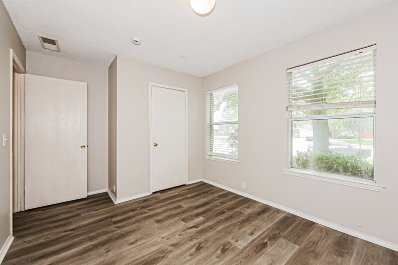1,880/Mo, 322 Oakhurst Dr Seagoville, TX 75159 Bedroom View