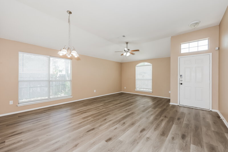 2,059/Mo, 1033 Weaver St Cedar Hill, TX 75104 Dining Room View