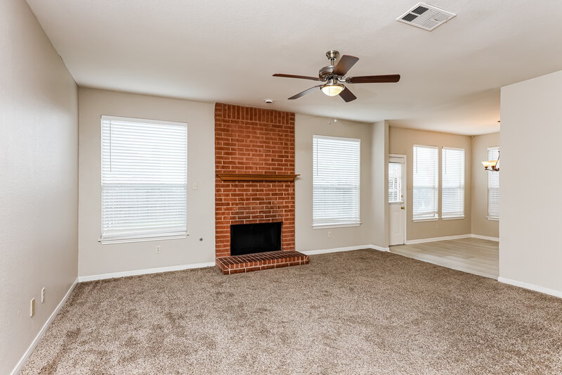 2,625/Mo, 2029 Austin Dr Mesquite, TX 75181 Living Room View