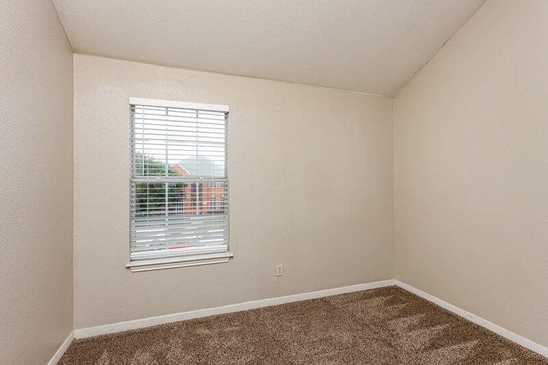 2,625/Mo, 2029 Austin Dr Mesquite, TX 75181 Bedroom View 2