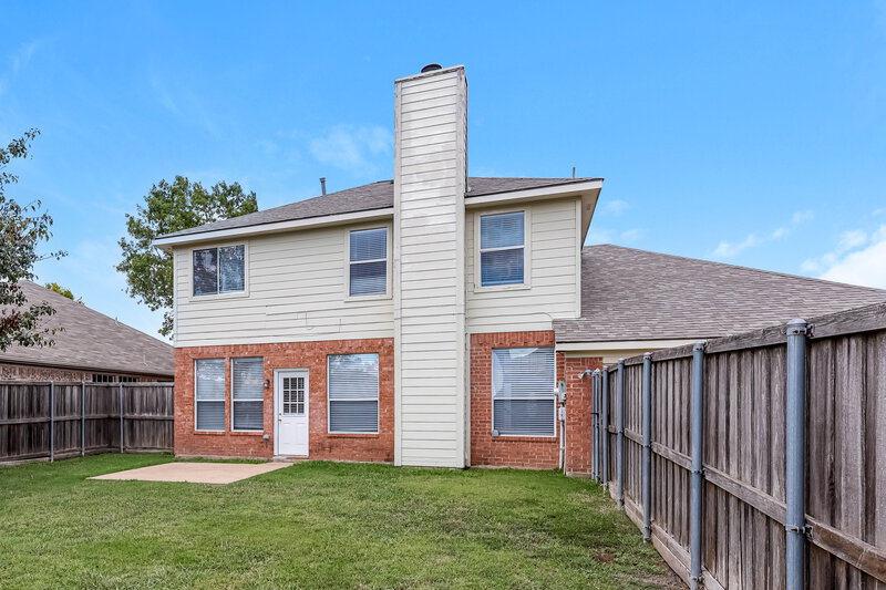 2,625/Mo, 2029 Austin Dr Mesquite, TX 75181 Rear View 2