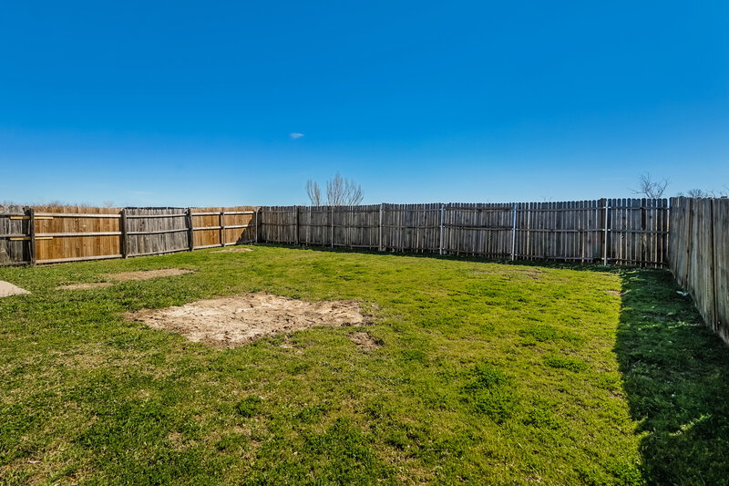2,020/Mo, 1440 Castle Ridge Rd Fort Worth, TX 76140 Exterior View