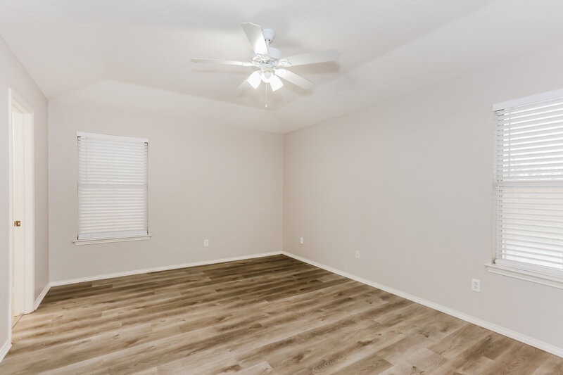 2,070/Mo, 526 Berryhill Dr Mansfield, TX 76063 Main Bedroom View