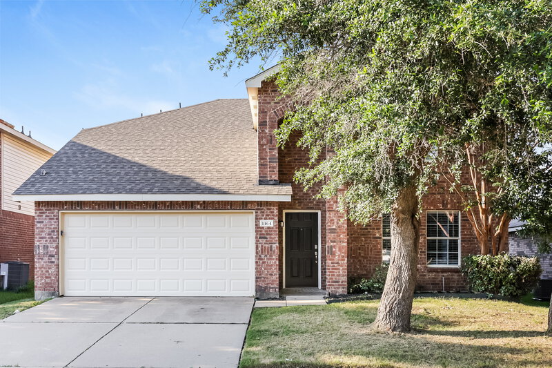 2,200/Mo, 1164 Browntop St Crowley, TX 76036 External View