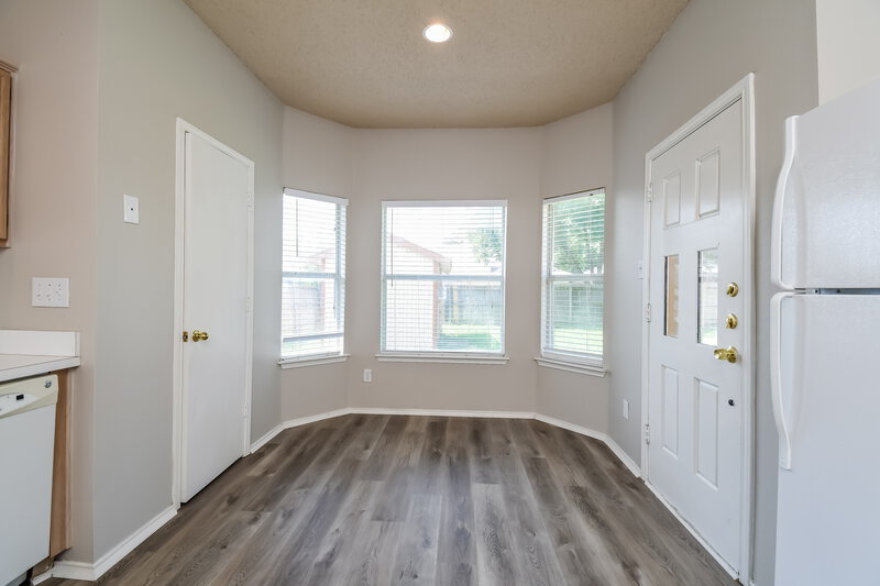2,530/Mo, 1008 Havenbrook Dr Arlington, TX 76001 Breakfast Nook View