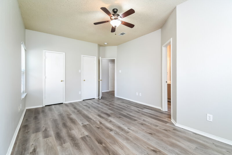 2,530/Mo, 1008 Havenbrook Dr Arlington, TX 76001 Main Bathroom View