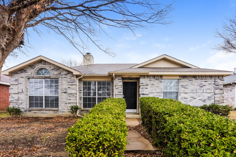 2,090/Mo, 1107 Falconcrest Ct Arlington, TX 76017 External View