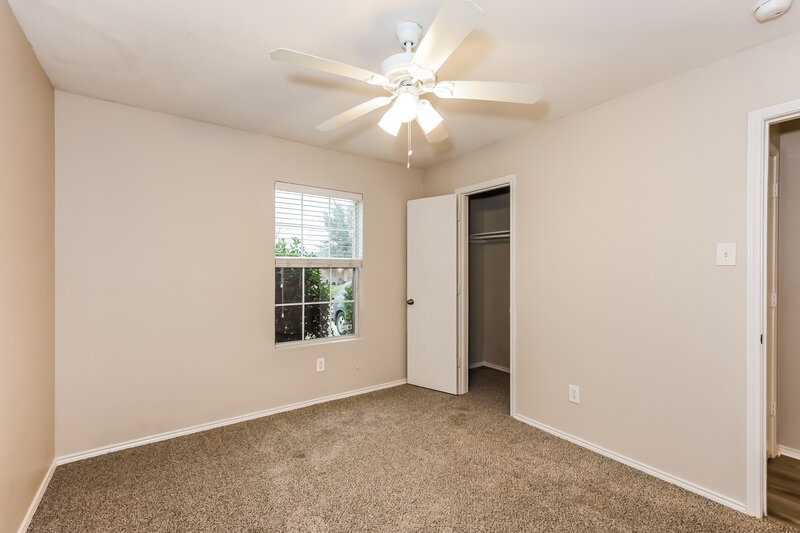 1,730/Mo, 1304 Castle Ridge Rd Fort Worth, TX 76140 Bedroom View